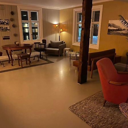 1. Etg I Dampskipsbrygga, Lodingen Havn Extérieur photo