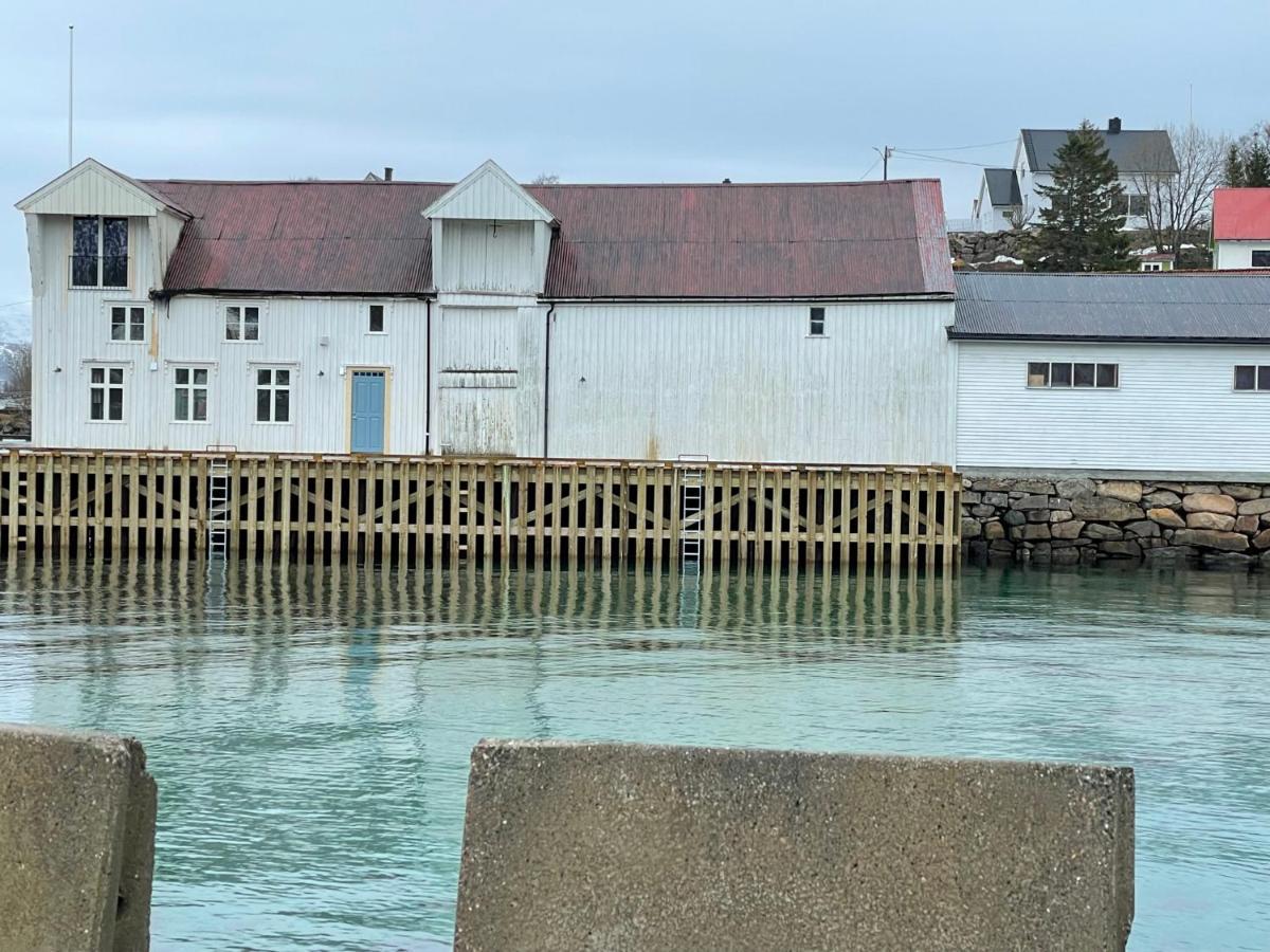 1. Etg I Dampskipsbrygga, Lodingen Havn Extérieur photo