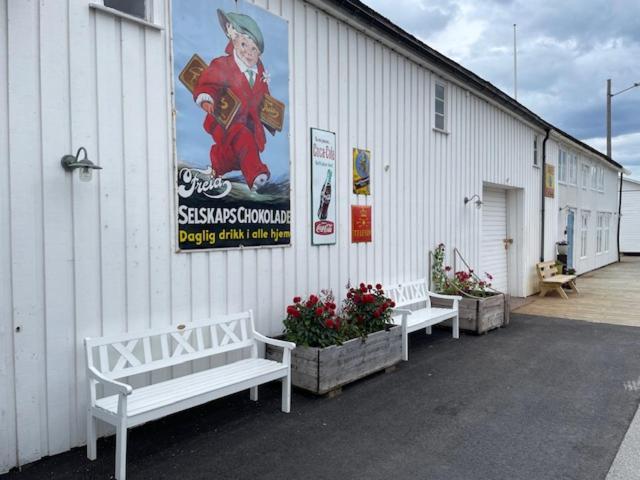 1. Etg I Dampskipsbrygga, Lodingen Havn Extérieur photo