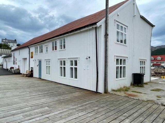1. Etg I Dampskipsbrygga, Lodingen Havn Extérieur photo