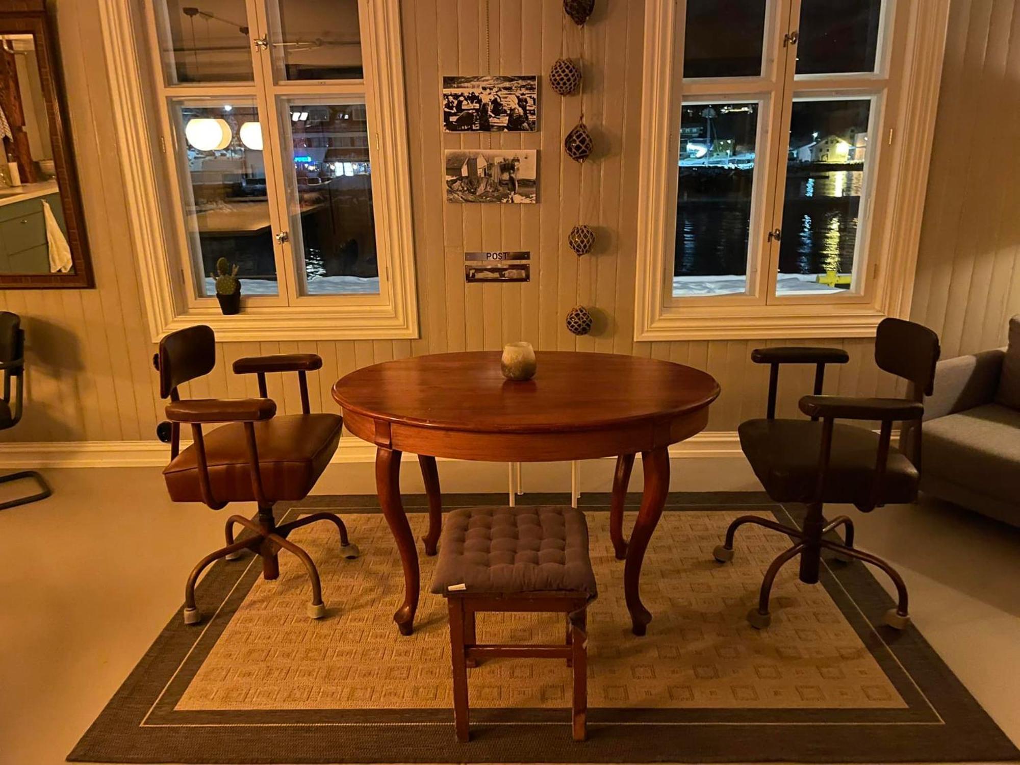 1. Etg I Dampskipsbrygga, Lodingen Havn Extérieur photo